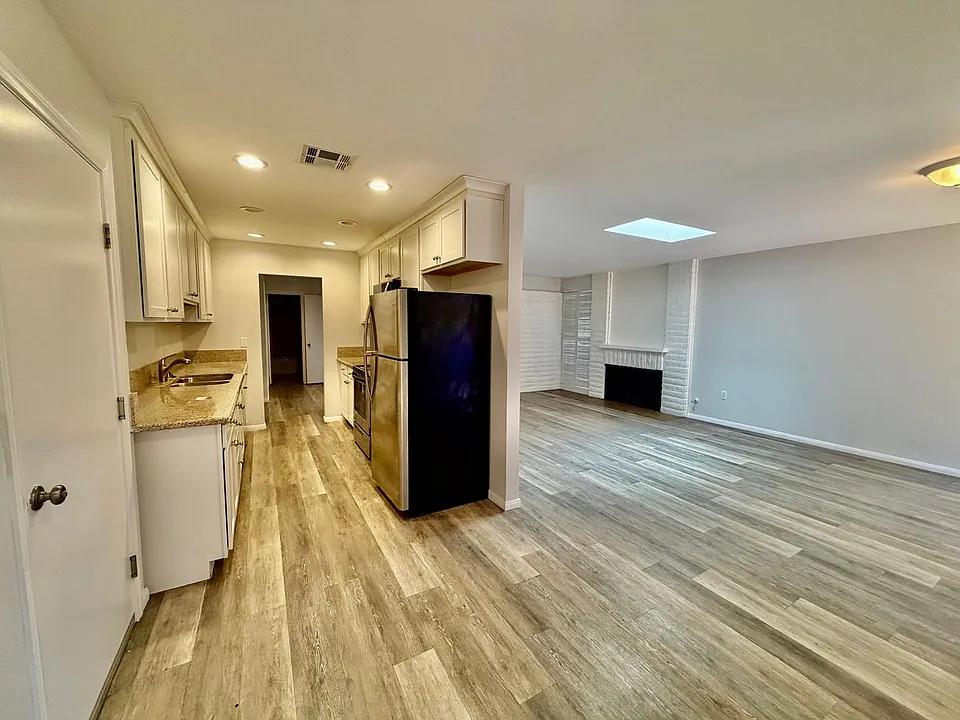 4618 Collwood Ln