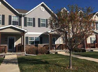 2328 Lexington Dr, Norwalk, IA 50211