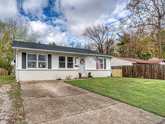 4th image of 1809 Burdette Ave