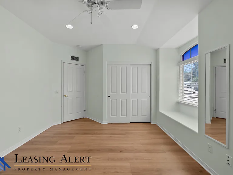 23367 Camford Pl — Photo 18
