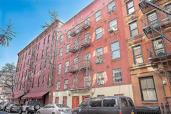 Rented by Compass | media 1