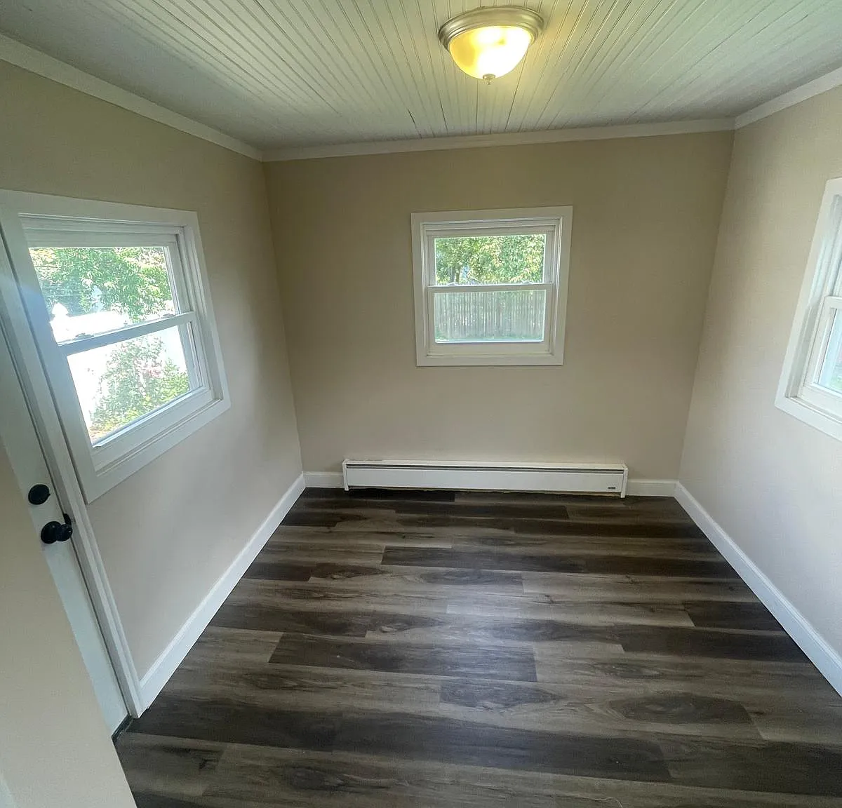 3 bed, 2200 sqft, $4,000 — Photo 3