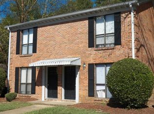202 Helen Cir #B, Starkville, MS 39759