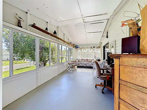 5th image of 8227 Cinnamon Ln