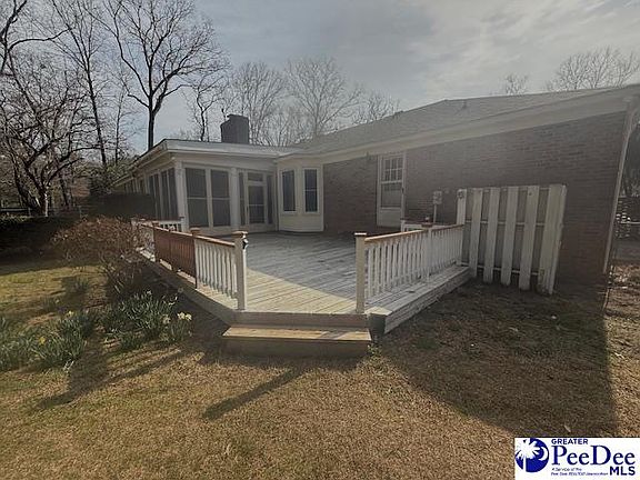 5th image of 309 Oakdale Dr