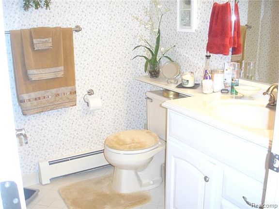 5th image of 25117 Heritage Ct