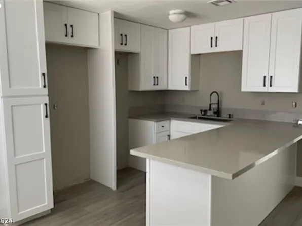 2155 Belmont St, North Las Vegas, NV 89030