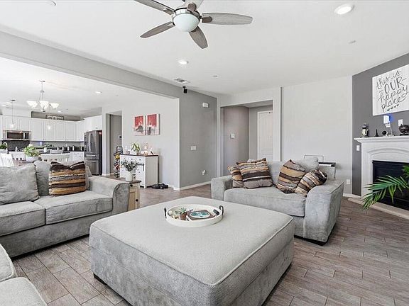 4th image of 29545 Ashton Ct