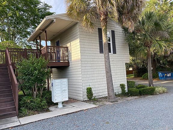 2nd image of 3305 Atlantic Blvd