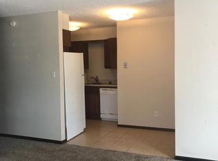 498 W Powers Ave, Littleton, CO 80120