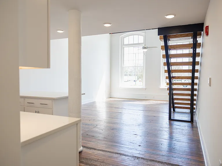 Overton Lofts — Photo 17
