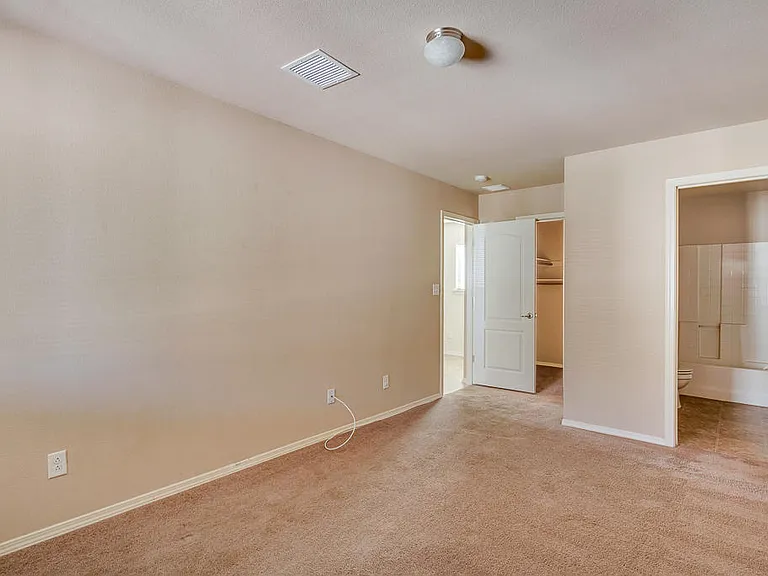 14302 Gil Reyes Dr #B — Photo 18