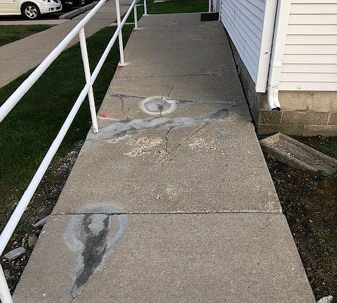 4th image of 2630 Adrienne Dr