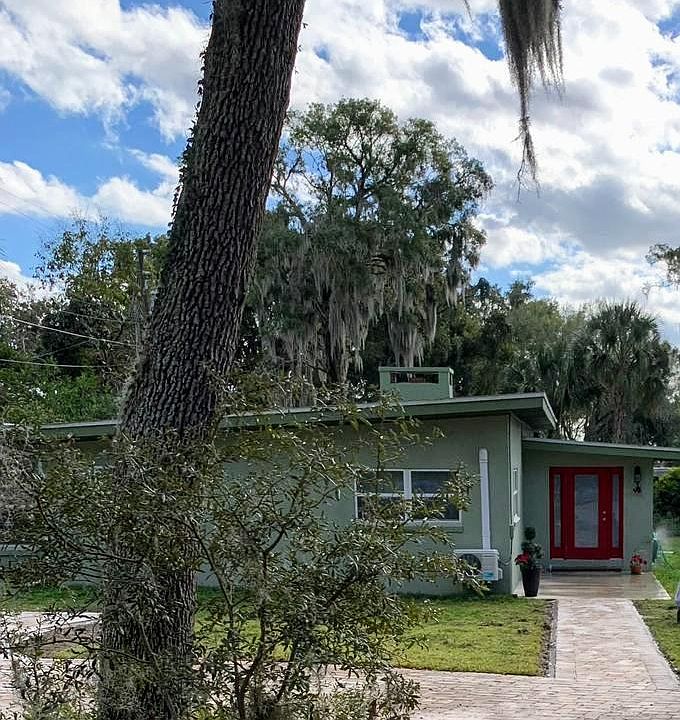 2nd image of 7342 Lake Ola Dr