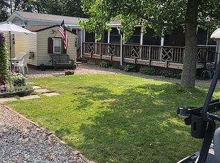 306 Old Colchester Rd #149, Salem, CT 06420