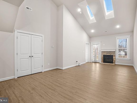 5th image of 5711 Finley Rose Ct