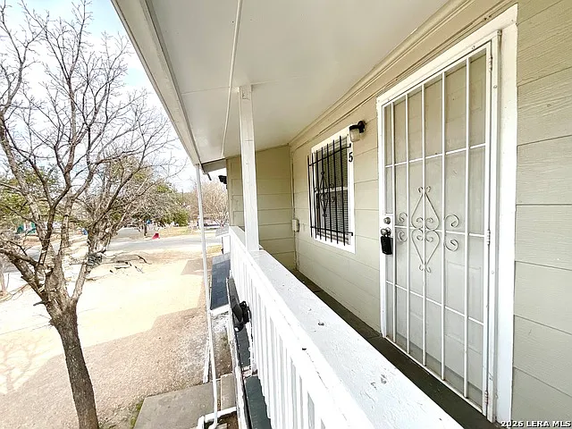 602 Lovett Ave #5 — Photo 2