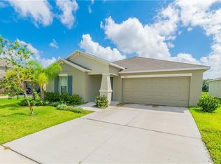 17110 White Mangrove Dr, Wimauma, FL 33598
