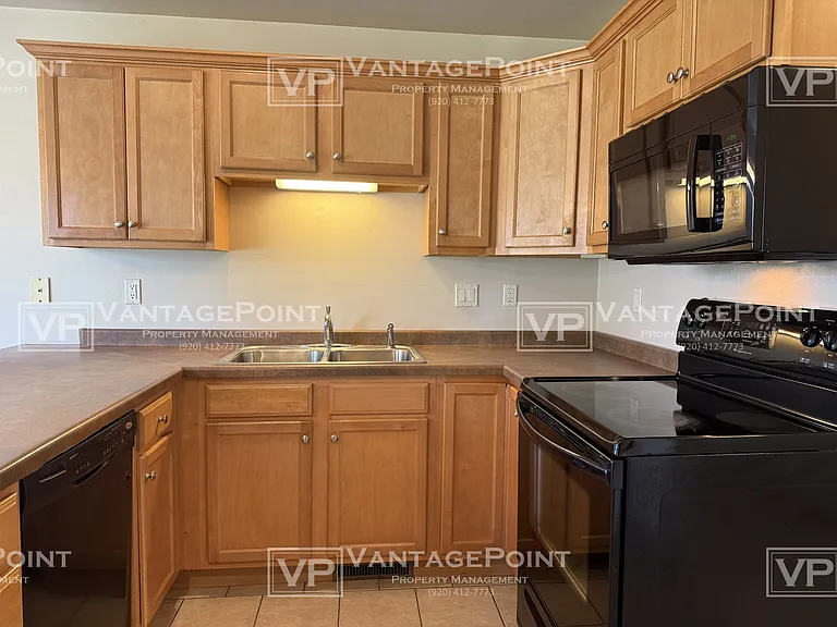 1862 Golden Bell Dr — Photo 9