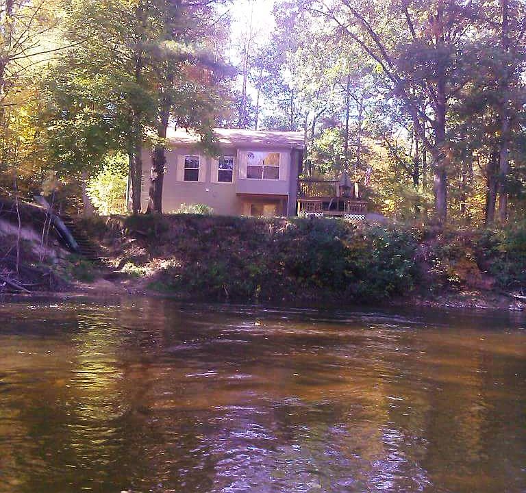 1st image of 23598 Jensen St