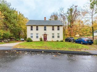 60 Goose Hill Rd, Chester, CT 06412
