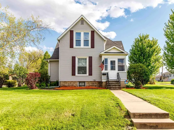 1510 Summit St, Marshalltown, IA 50158