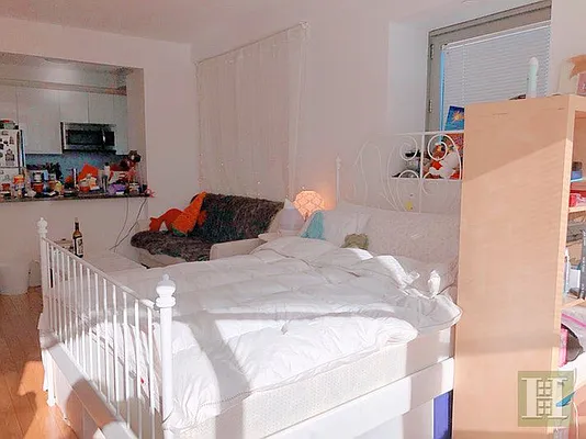 Rented by Halstead Real Estate | media 4