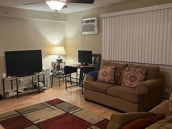 2nd image of 7100 Laverne Ln APT 1