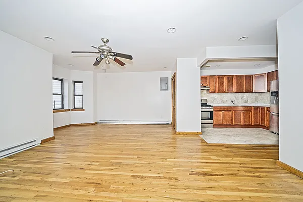 Rented by Level Group | media 3