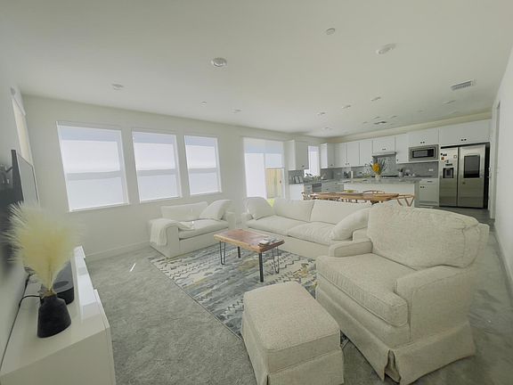 3rd image of 3470 Sassafras Way