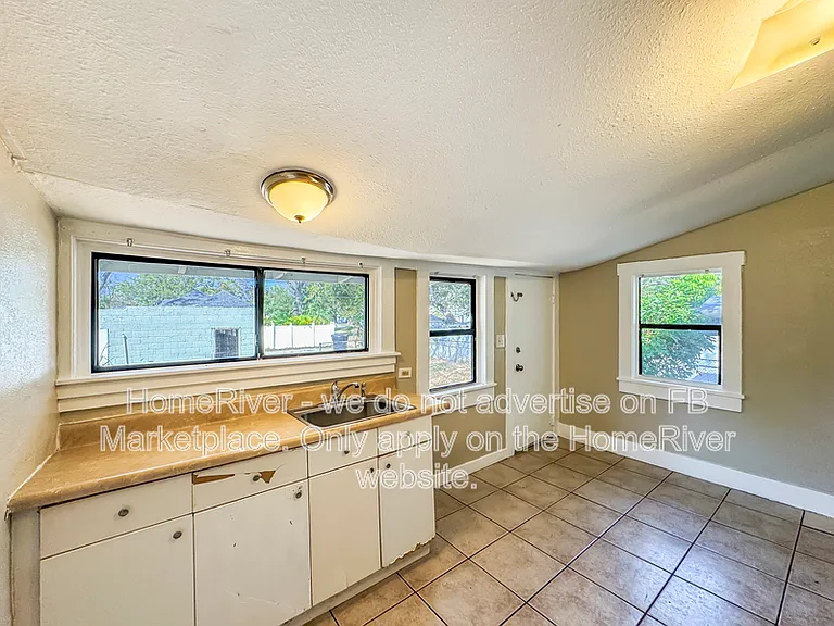 509 27th Ave S — Photo 15