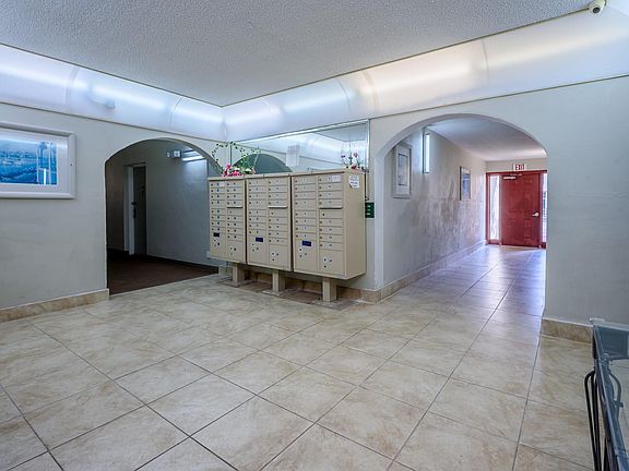 3rd image of 4047 NW 16th Street #307