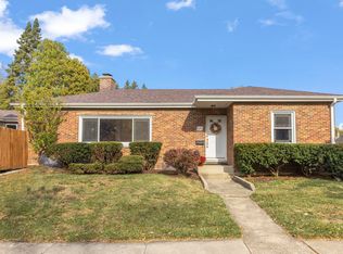 625 E Harrison Ave, Wheaton, IL 60187