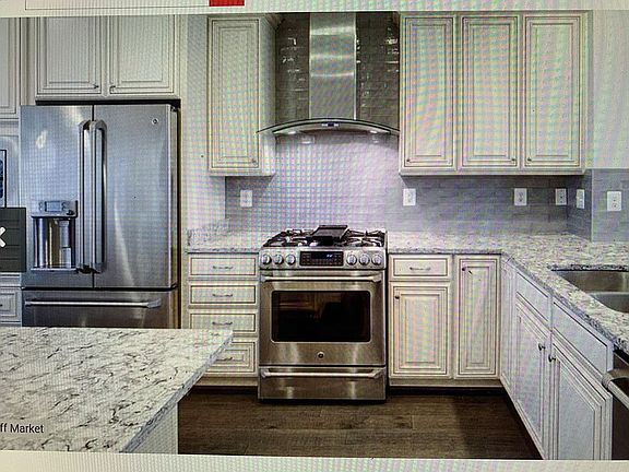2nd image of 8011 Turtle Creek Cir