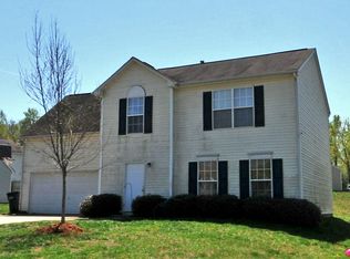 8512 Tweedsmuir Glen Ln, Charlotte, NC 28215