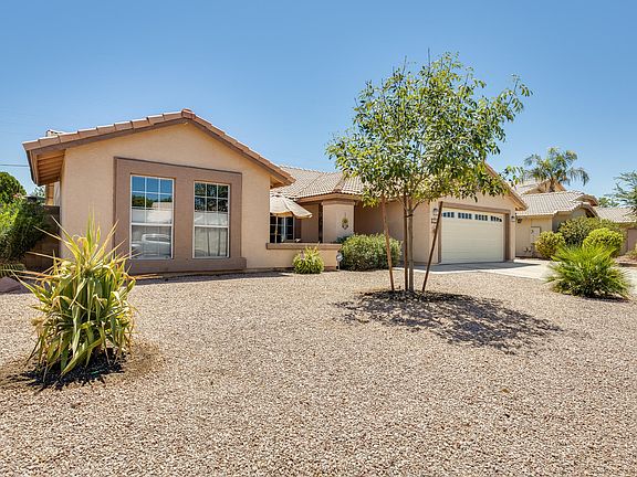 2nd image of 7517 W Corrine Dr