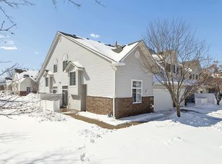 2711 Mallard Dr, Woodbury, MN 55125