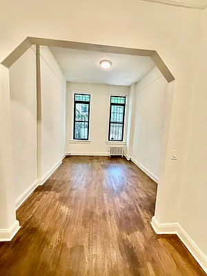 Living room, photo 1