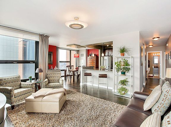 4th image of 1160 S Michigan Ave APT 2501