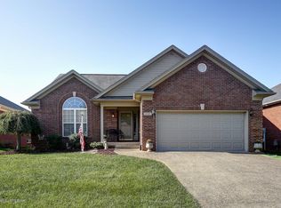 4107 Brook Farm Pl, Louisville, KY 40299