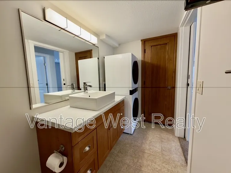 2866 Auburn Rd #1 — Photo 11