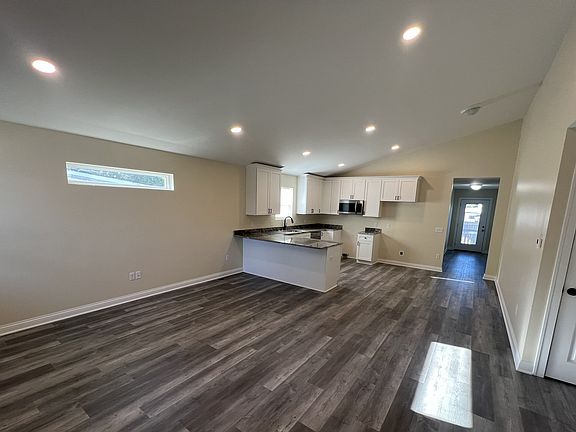 Family Room & Kitchen
