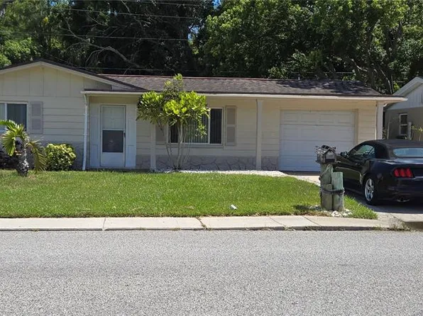 3804 Beacon Square Dr, Holiday, FL 34691