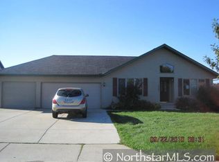 1296 Bellflower Ln NE, Owatonna, MN 55060