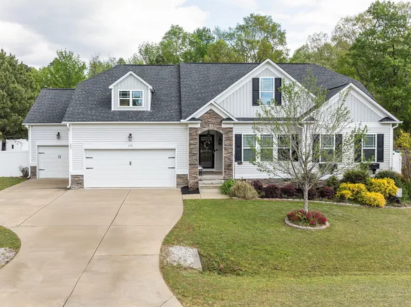 175 Brazil Nut Ln, Smithfield, NC 27577