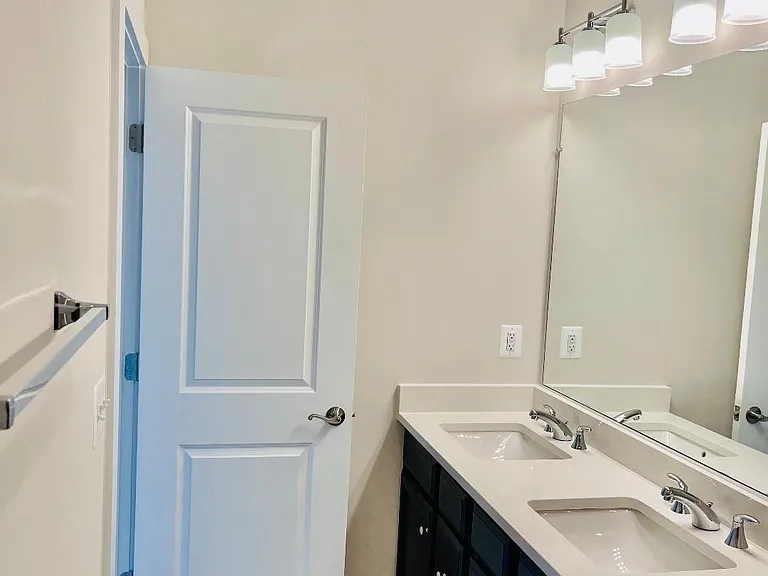 17912 Woods Overlook Dr — Photo 11