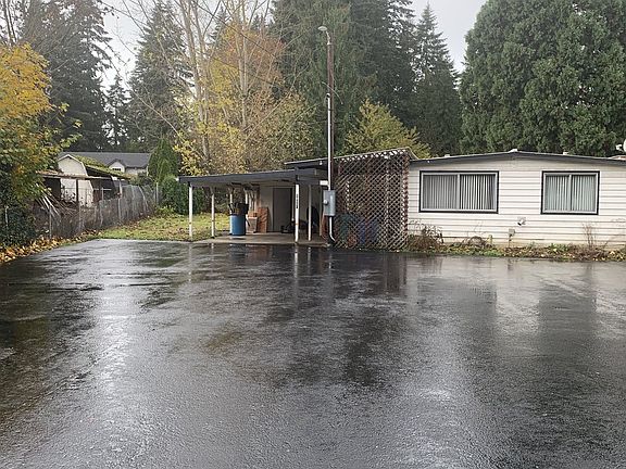 2nd image of 10118 NE 50th Ave