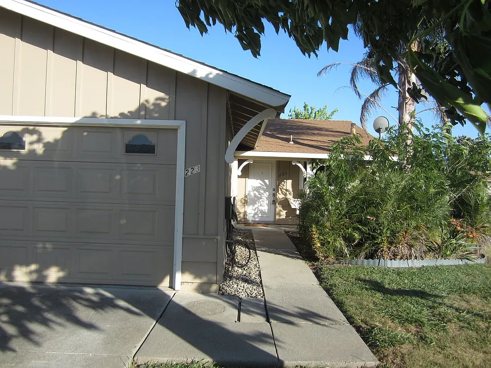 Recently Remodeled 1BR/1BA Home in 55+ Community Attached Garage