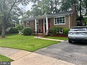4905 Kraft Ct photo 1