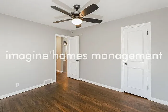 5701 N Amoret Ave — Photo 9